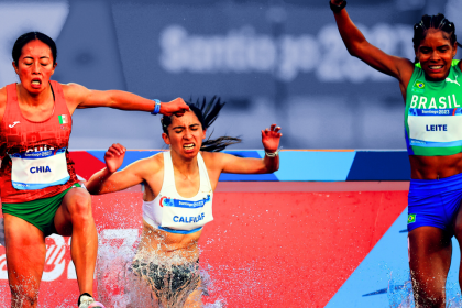 what-exactly-is-steeplechase-(and-why-is-there…a-water-pit-on-the-track?!)